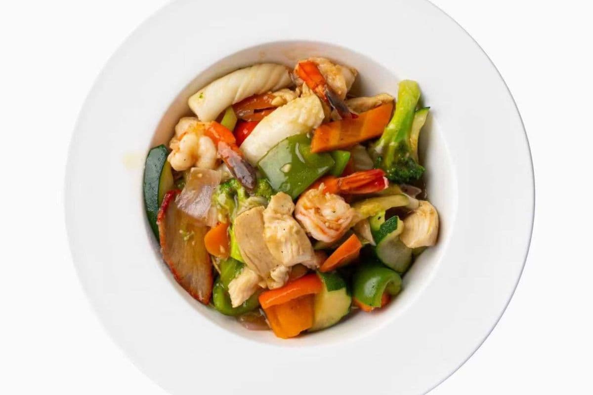 House Special Stir-Fried Mixed Seafood