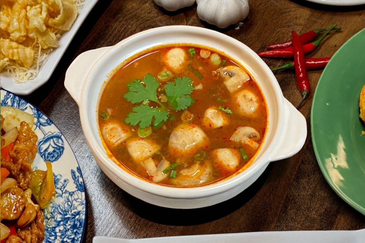 Tom Yum (Lemongrass Soup)