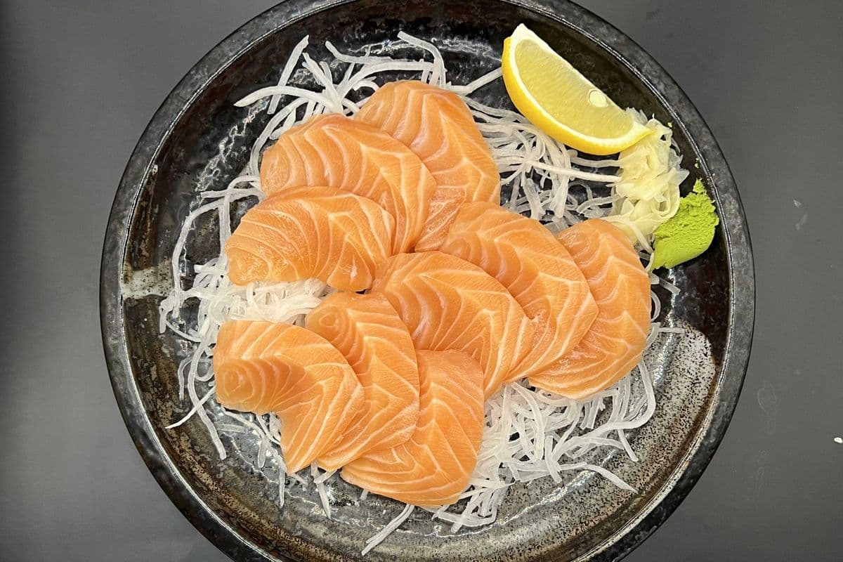 Atlantic Salmon Sashimi (9 pcs)