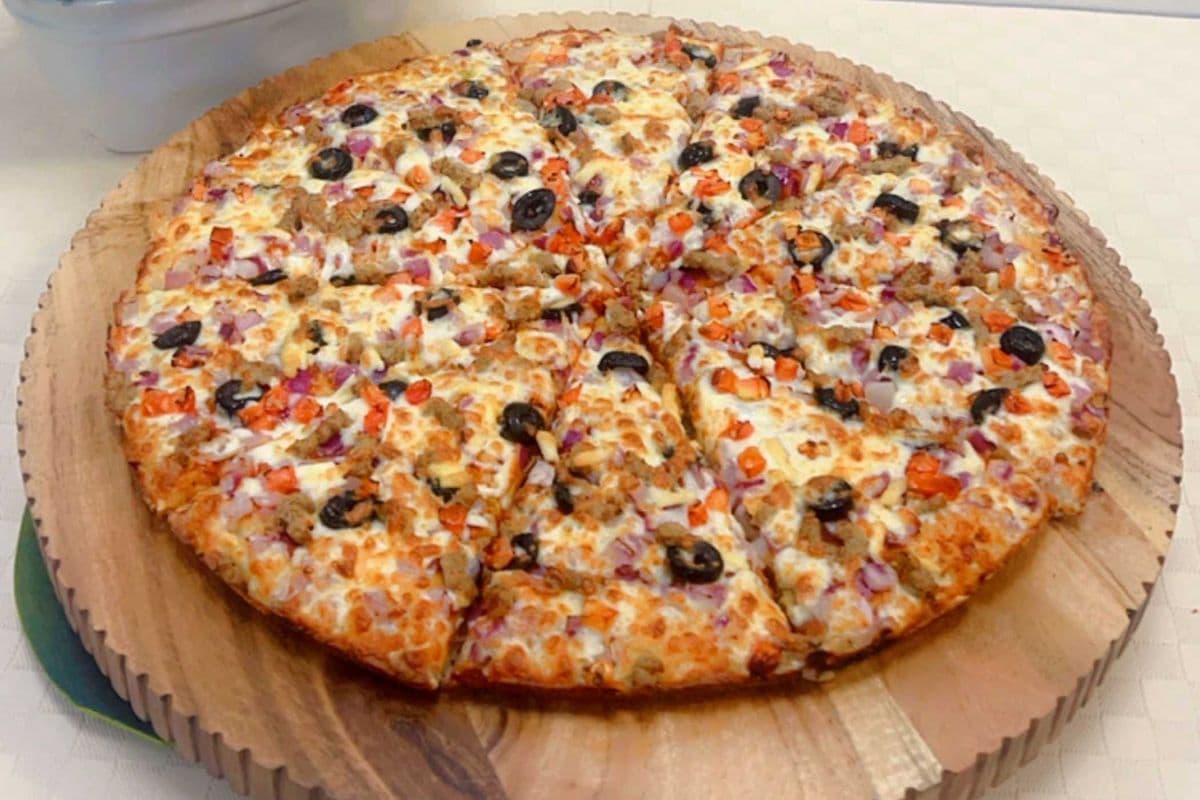 Beef Greek Pizza