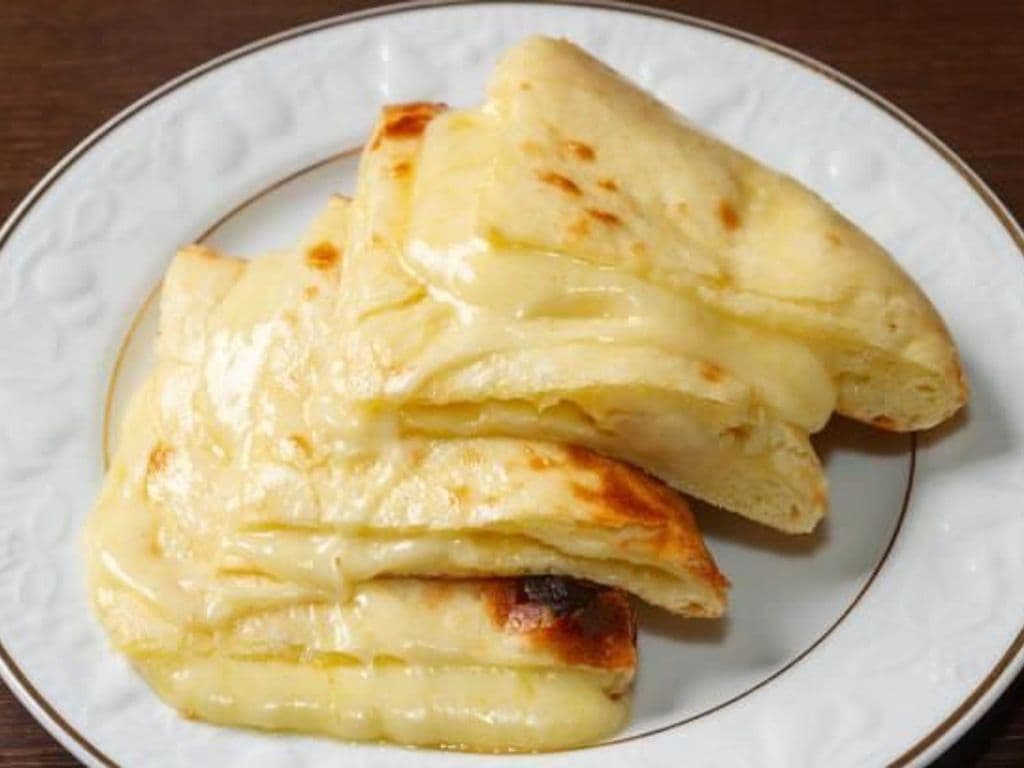 Cheese Naan