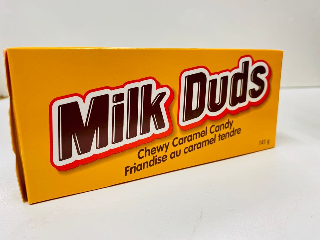 Milk Duds Candy Box (141 g)