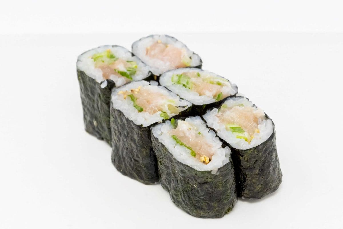 Negitoro Maki (6 Pieces)
