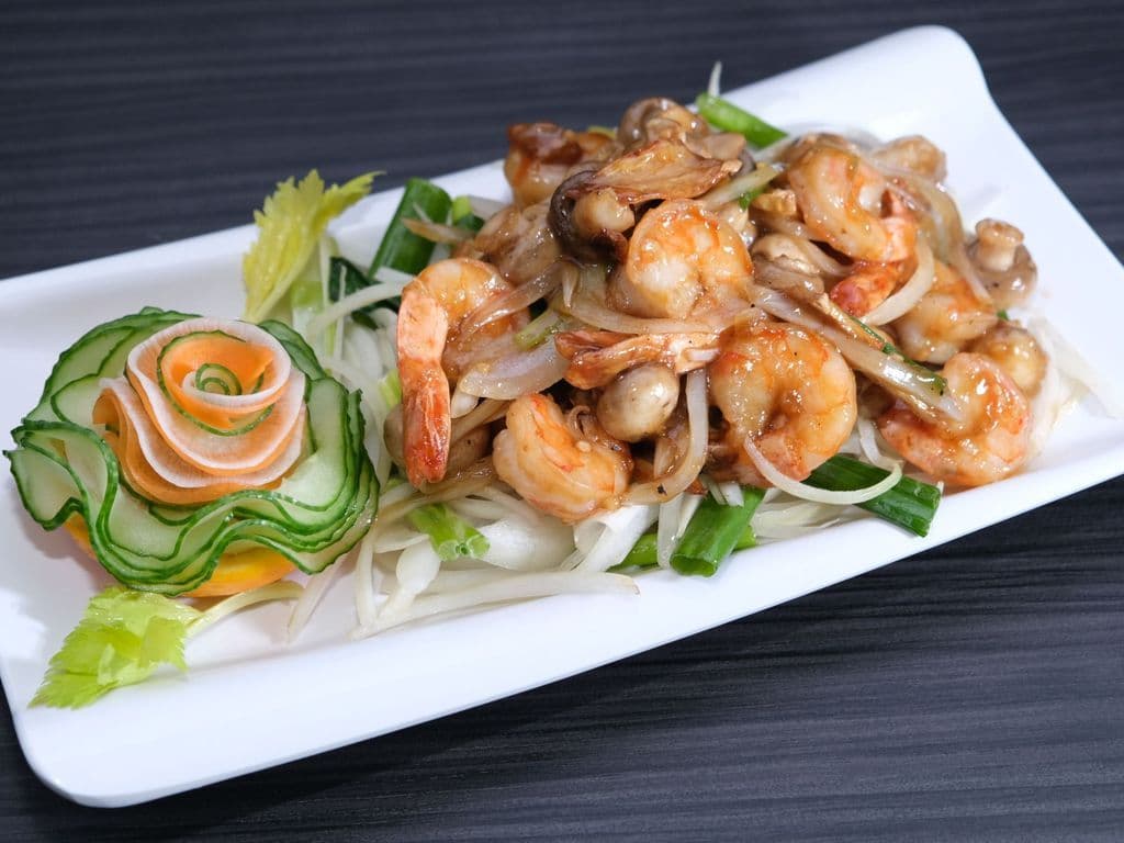 Shrimp w/ Ginger & Scallion Sauce (姜葱炒虾) (12pcs)