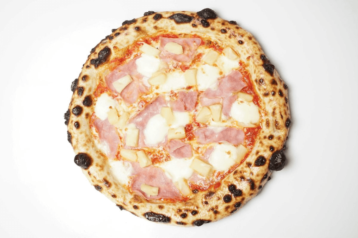 18" Hawaiian Pizza