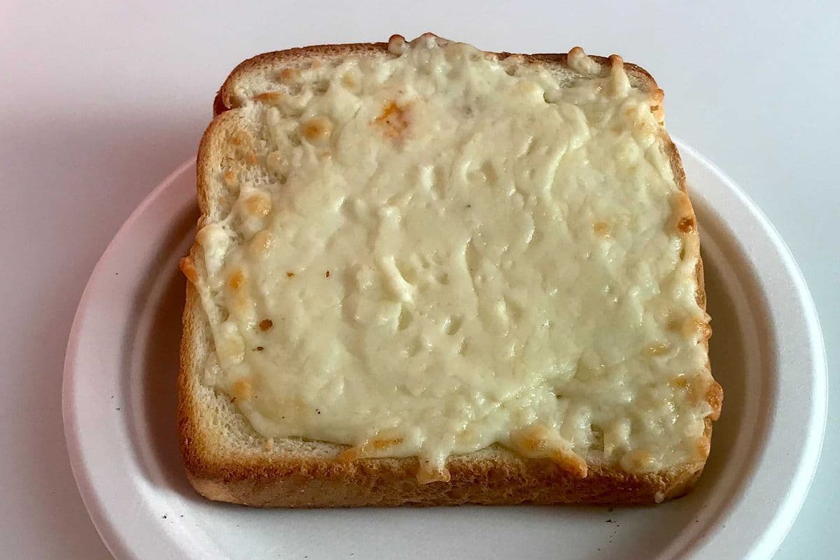 Cheese Toast (Mozzarella Cheese Topping)