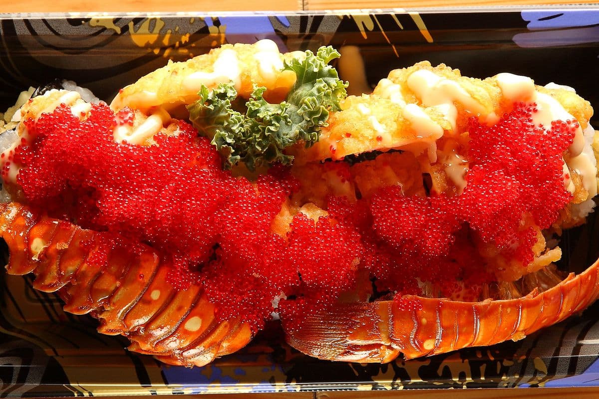 Lobster Roll (8 pcs)