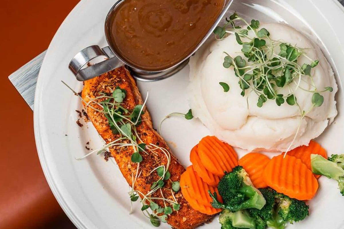 Broiled Salmon