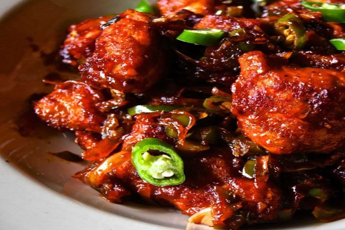 94. Chilli Chicken (22oz)