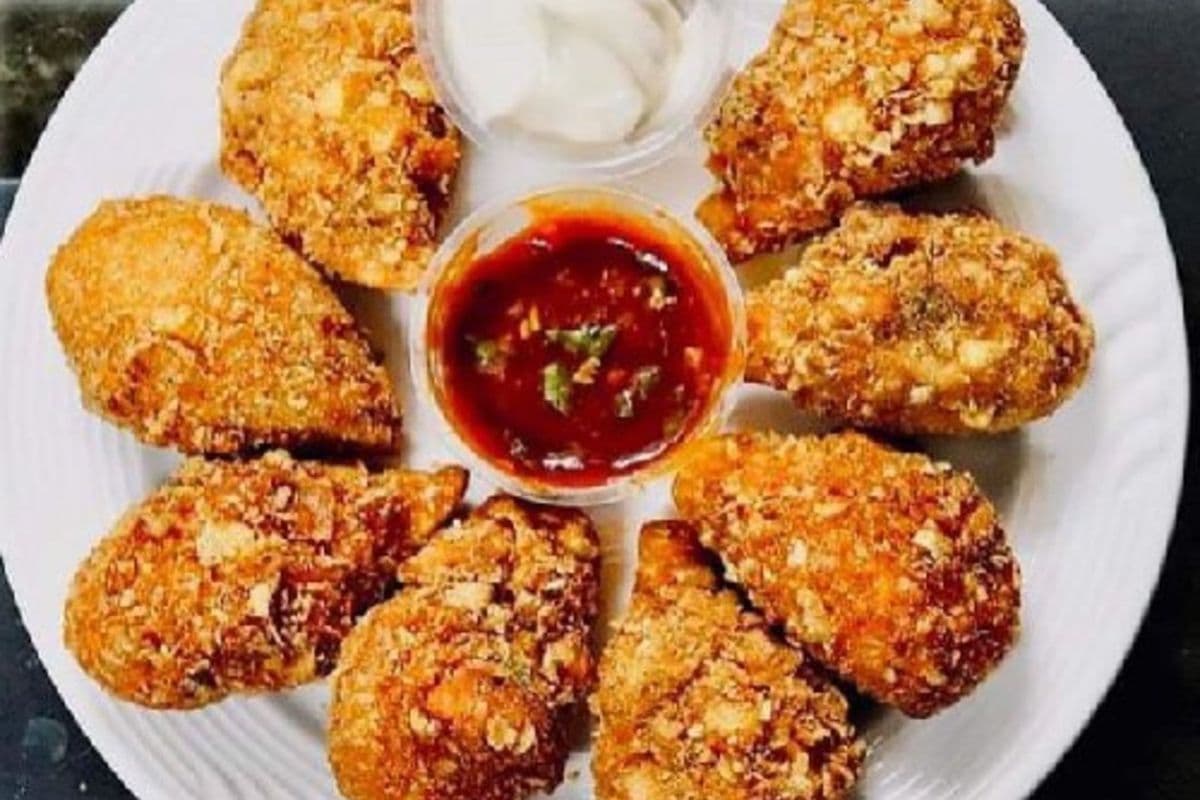 Kurkure (Crispy) Chicken Momos