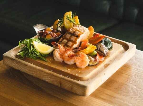 SALMON + PRAWNS