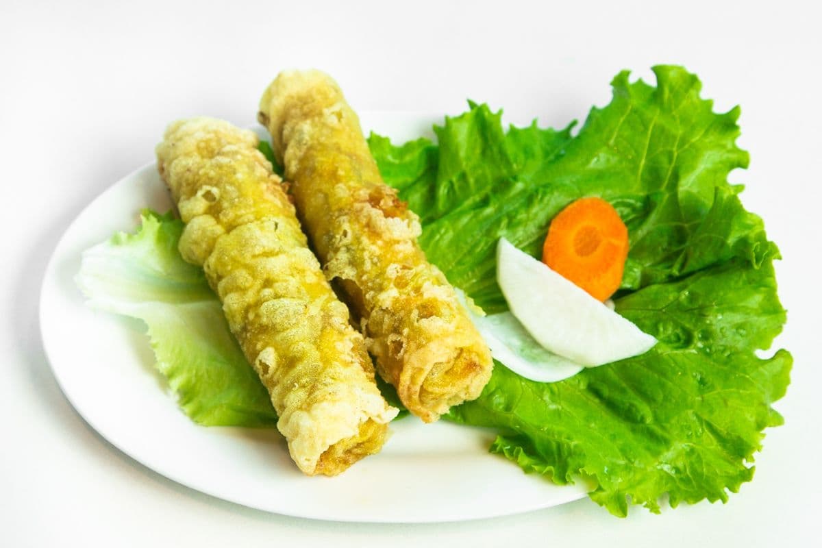 3. Deep Fried Vegetable Spring Roll (2 pcs)