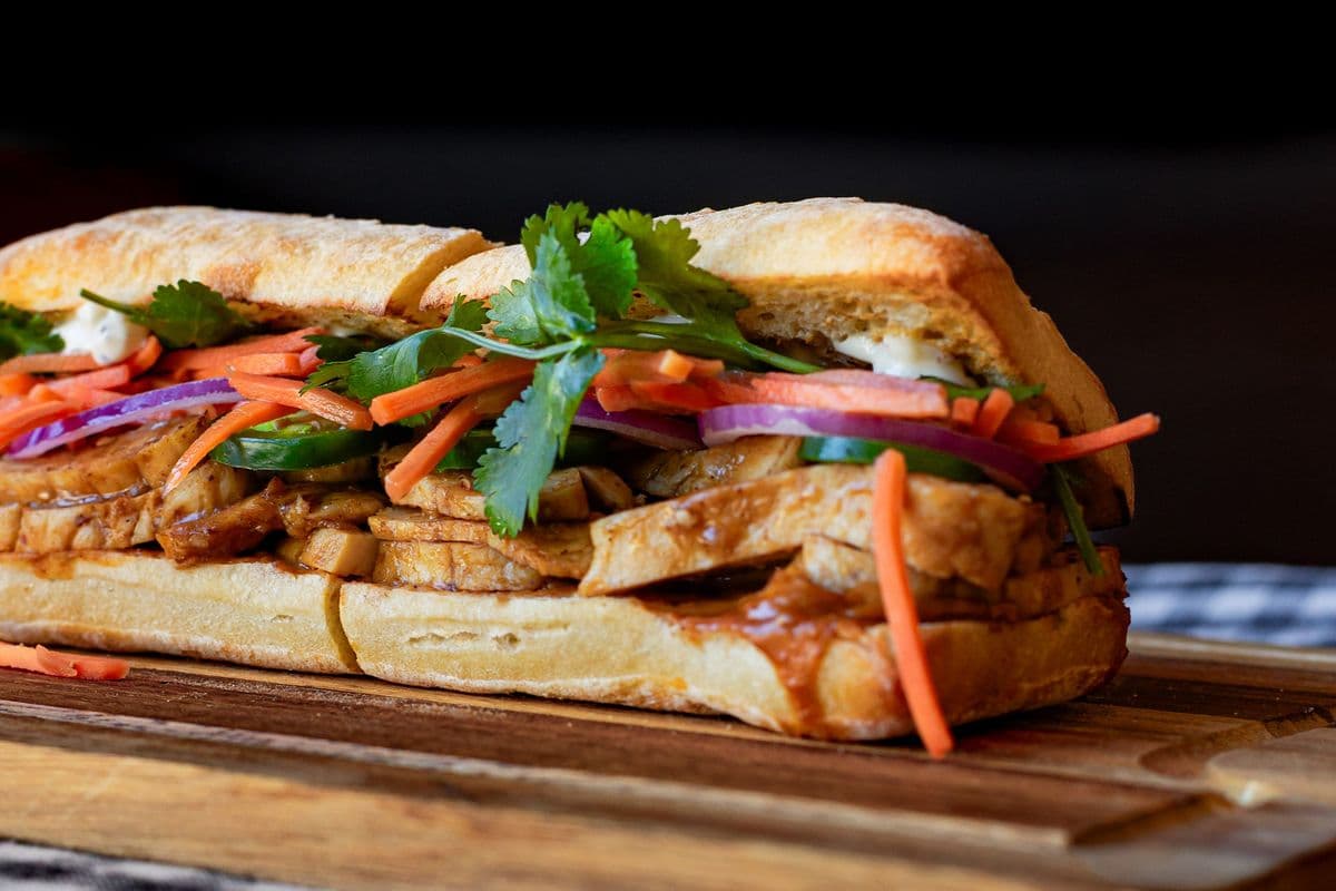 Chicken Banh Mi