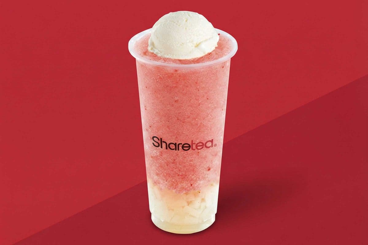 Strawberry Slush with Lychee Jelly and Ice Cream