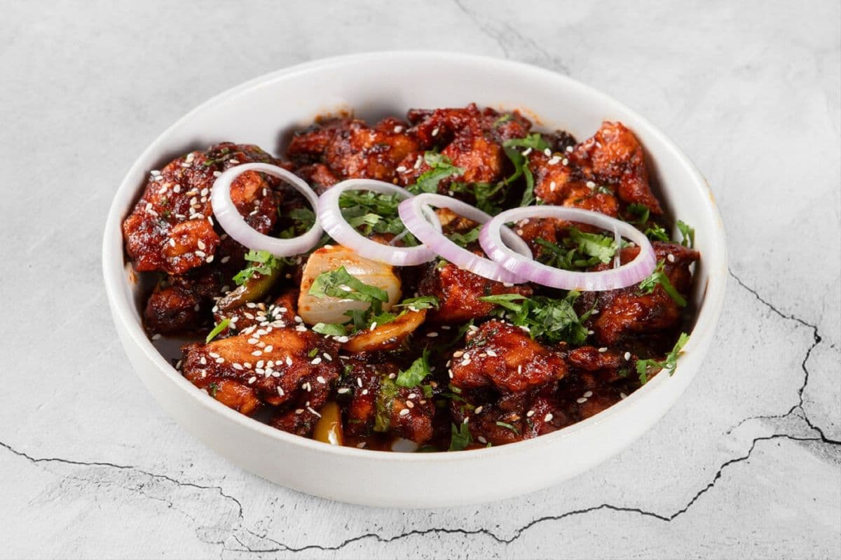 Chilli Chicken (Dry / Semi Gravy)