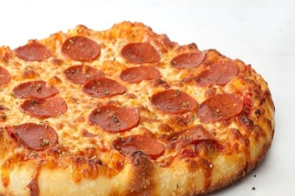 Medium Plant-Powered Peppi Pizza