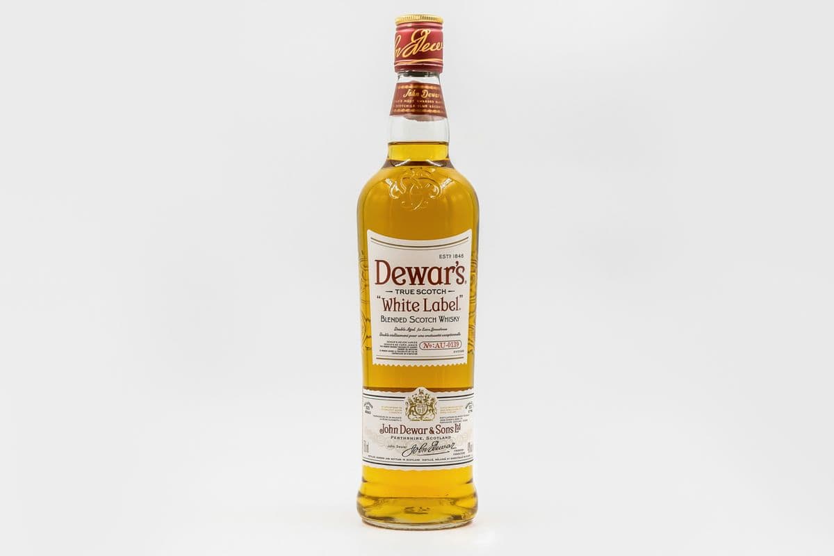 Dewar White Label (1 x 750 ml)