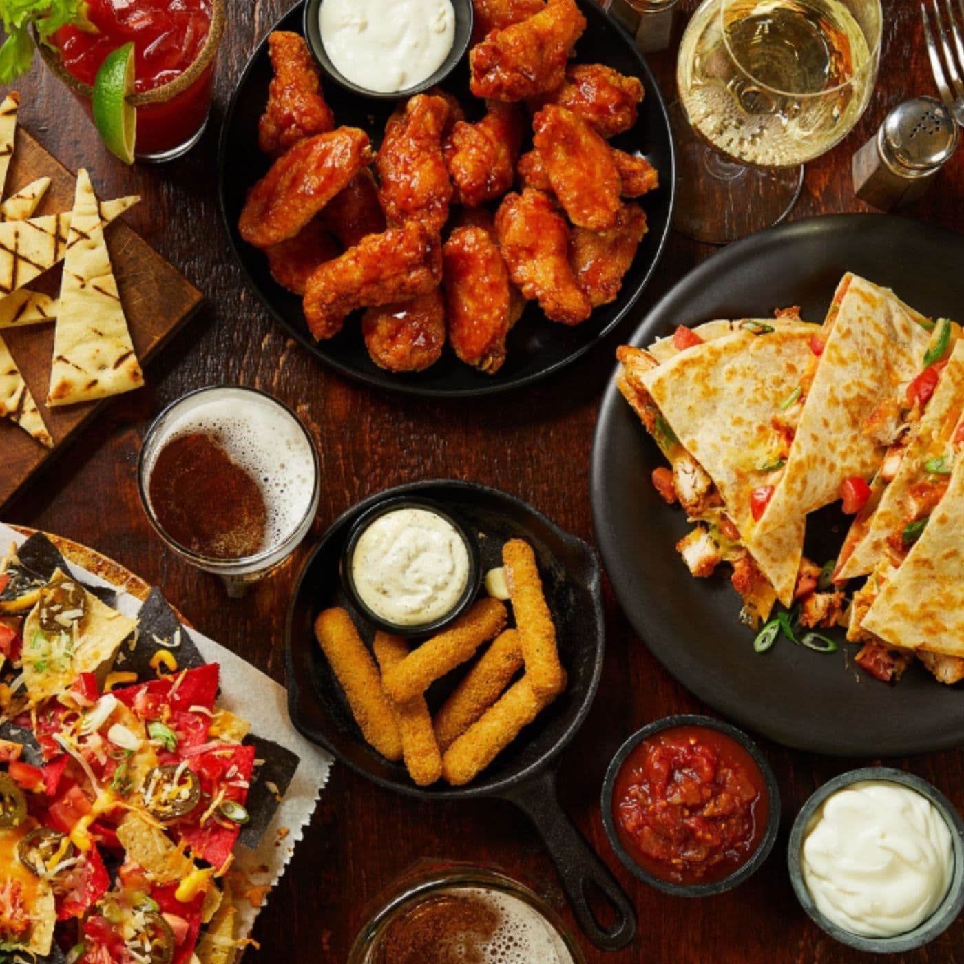 Chuck's Roadhouse  Bar & Grill