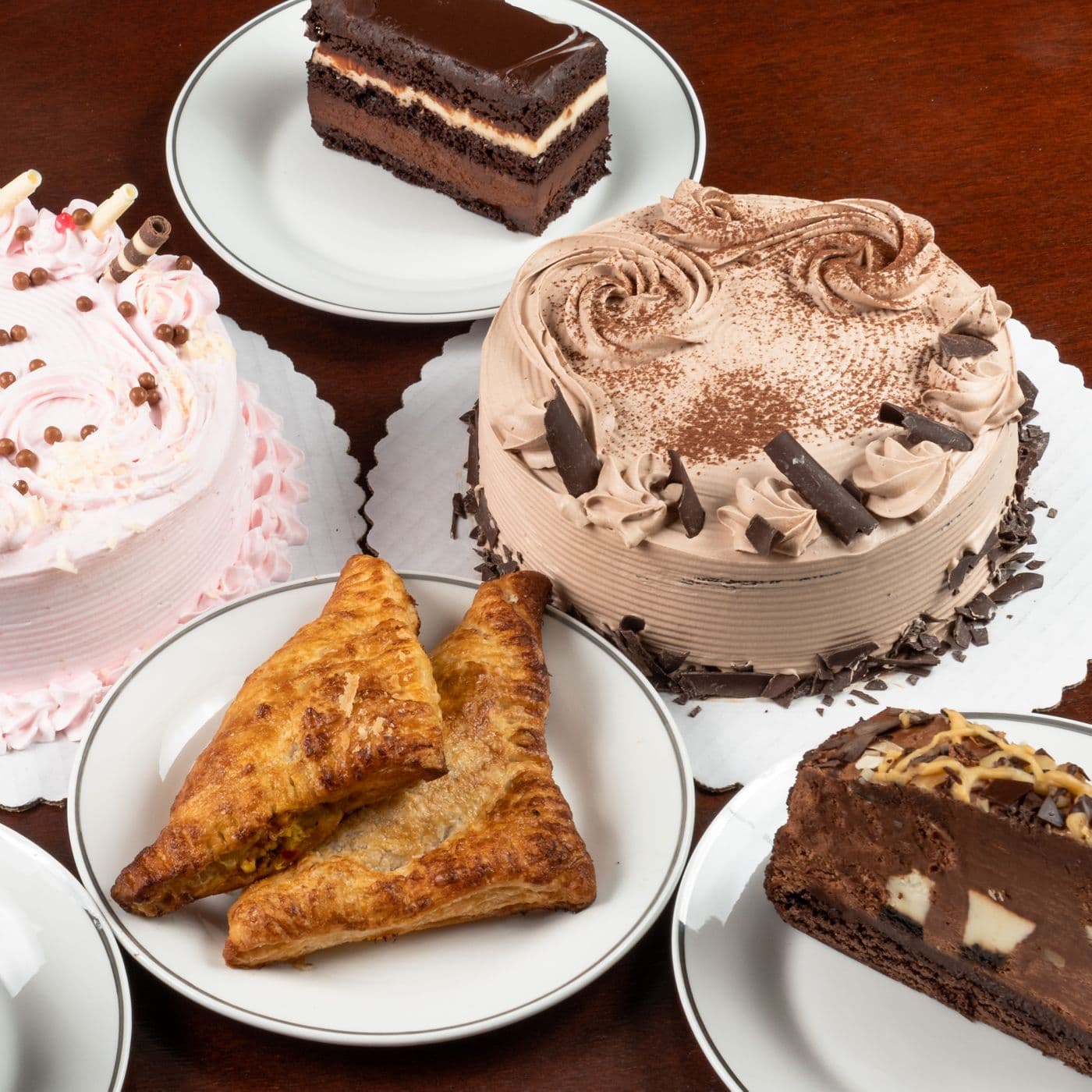 Treasure's Cakes