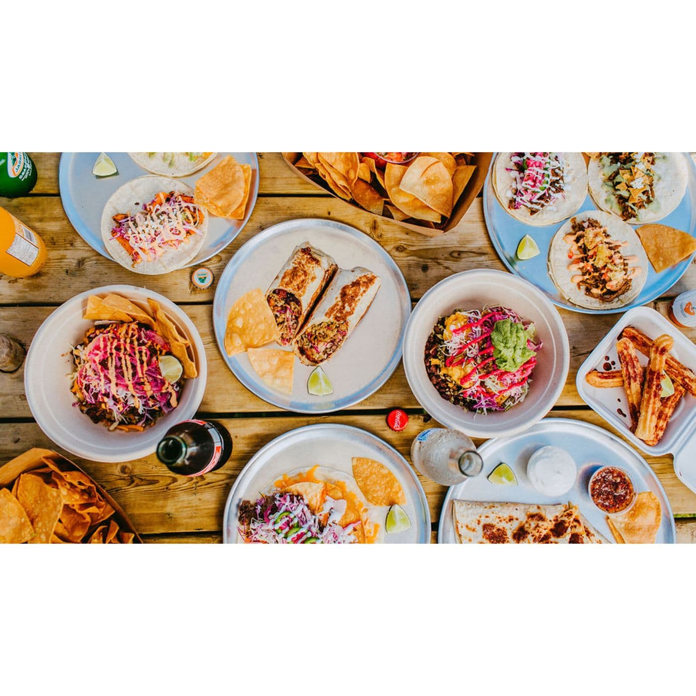 Casero Kitchen Table