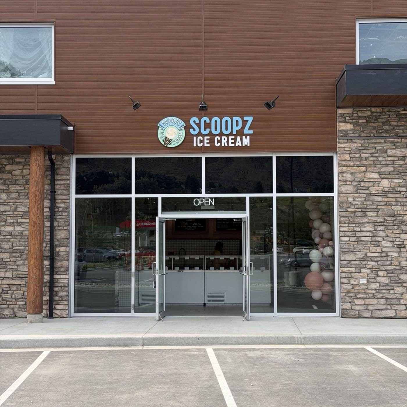 Scoopz Ice Cream Parlour 