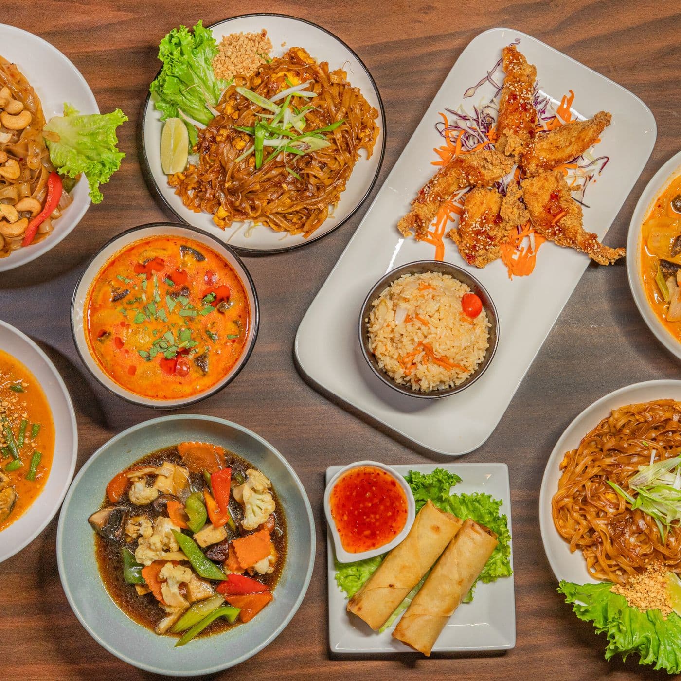Khoaw Pon Authentic Thai