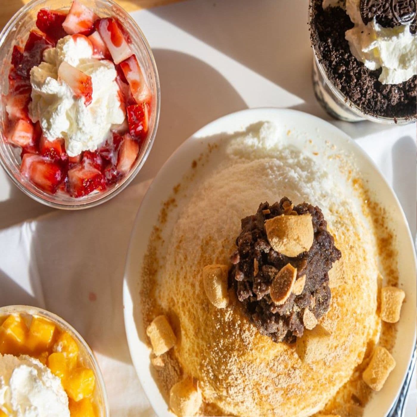 Flurrries Dessert Cafe (Snowy Village)
