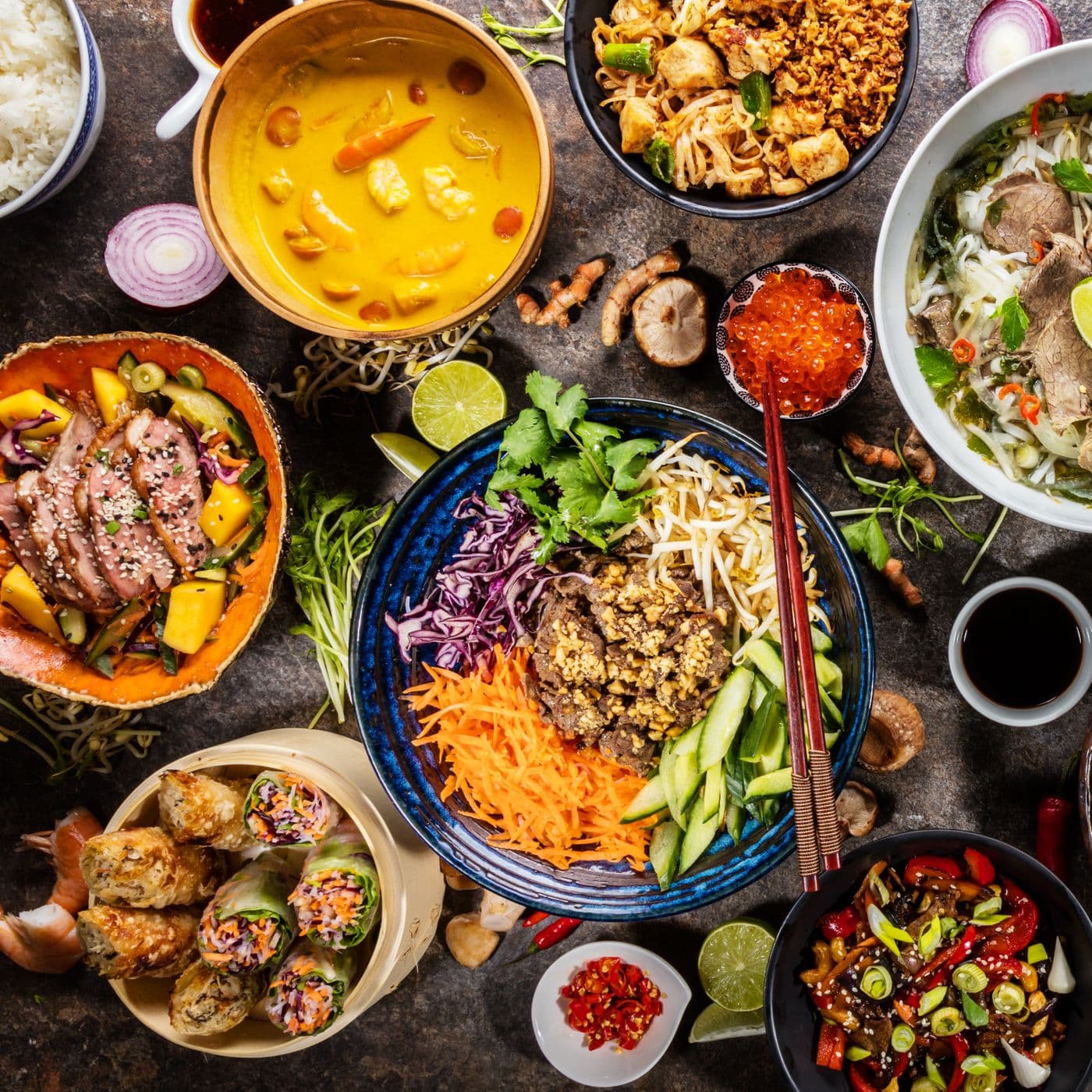 Pho Hoan Palace