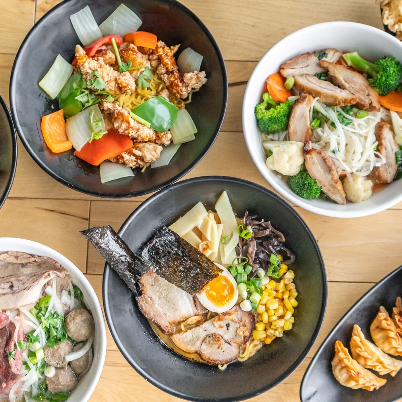 KÒI Noodle Bar