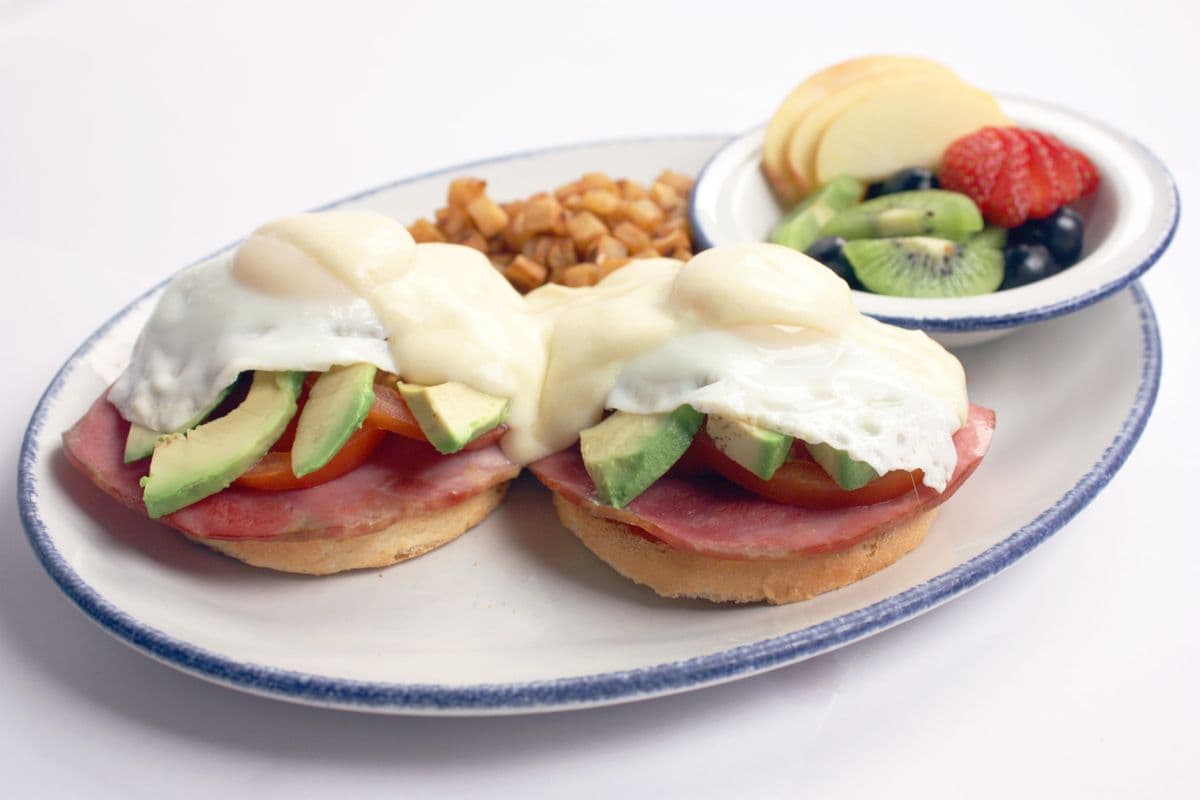 DeBakon and Avocado Bene