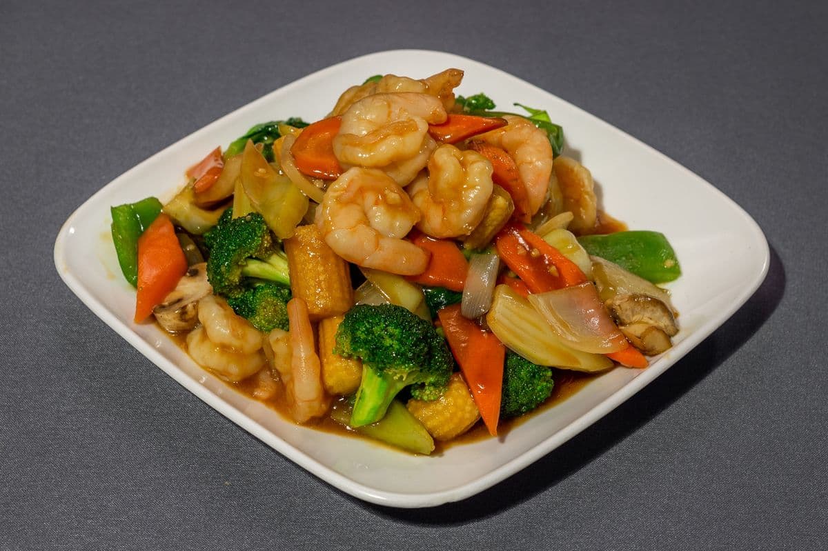 T14. Tiger Prawns with Mixed Vegetables