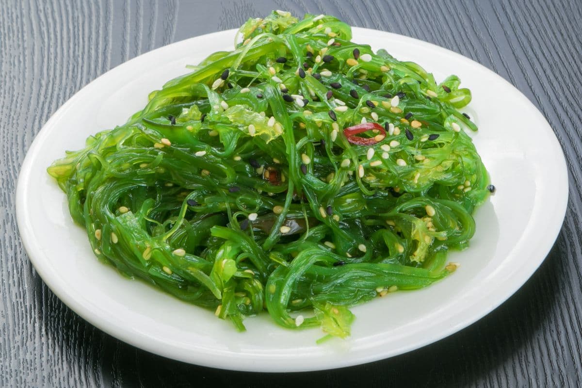 7. Salade d'algues marinées / Marinated Kelp Salad