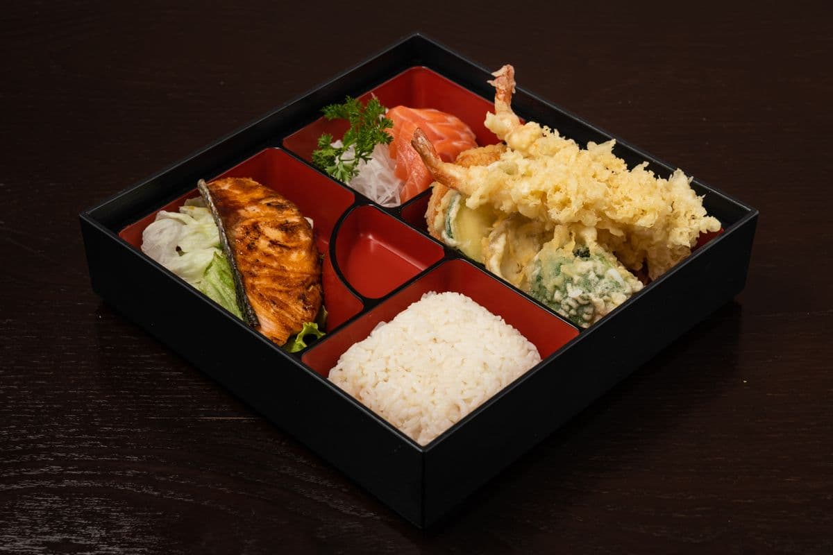 105. Salmon Teriyaki Bento Box