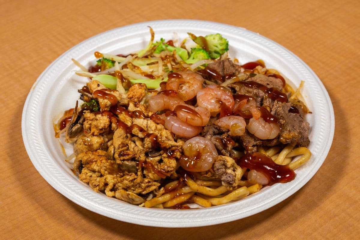 Chicken, Beef, and Shrimp Noodle Mixed Combo