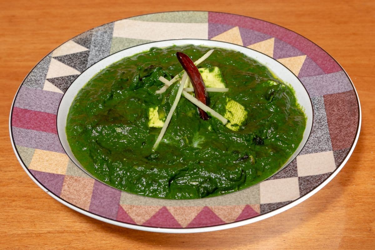 Palak Paneer (regular round container)