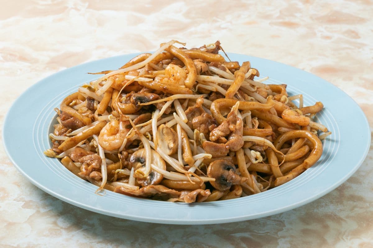 85. Fried Shanghai Noodles with Three Kinds of Meat