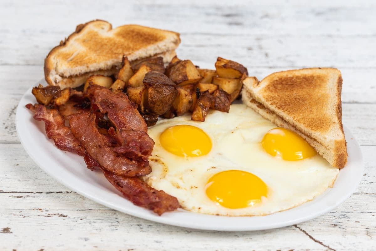 The Big Three Bacon Breakfast (3 pcs)