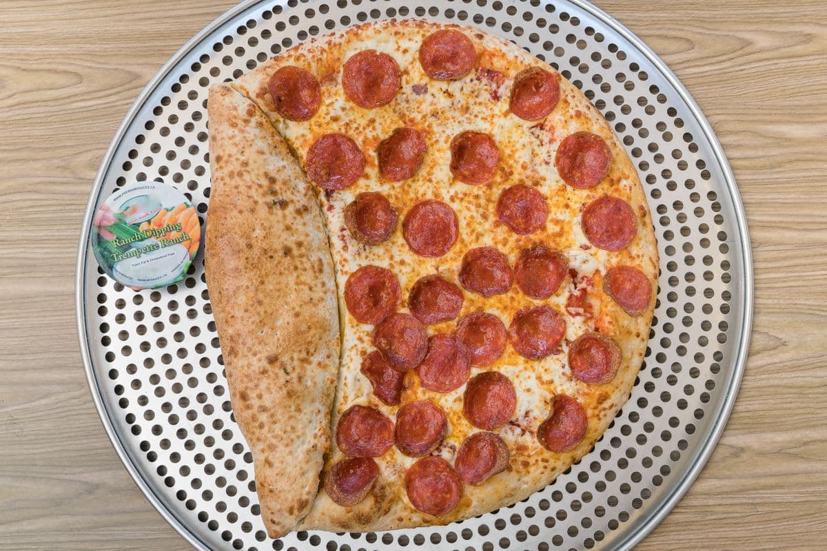 Large Pizza Calzone