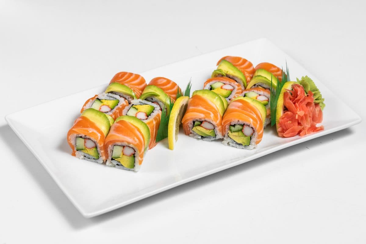 Rainbow Roll (12 pcs)