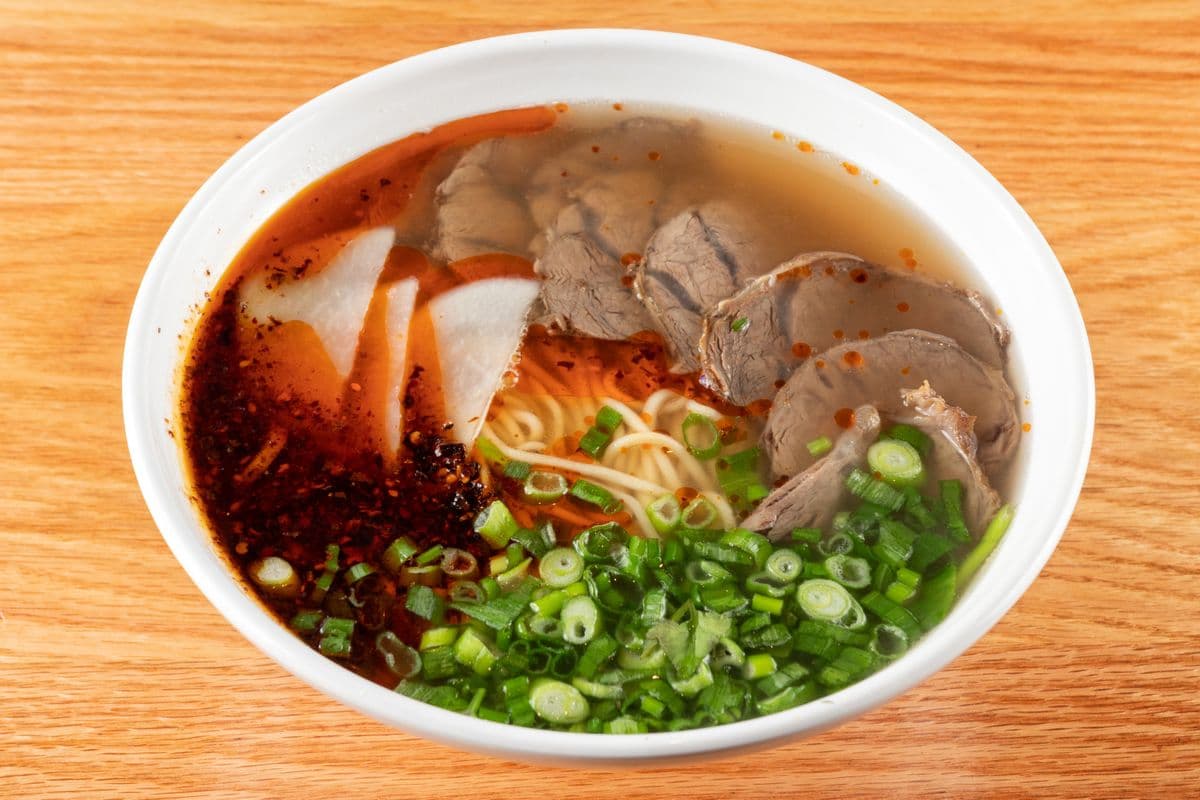 Traditional Lanzhou Hand-Pulled Beef Noodles