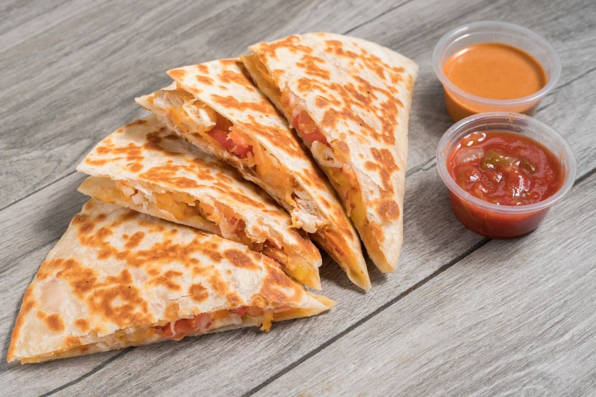 Chicken Tikka Quesadilla (4 pcs)