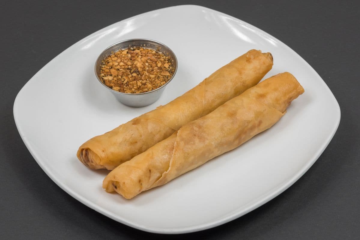 Crispy Vegetarian Spring Rolls (2 pcs)