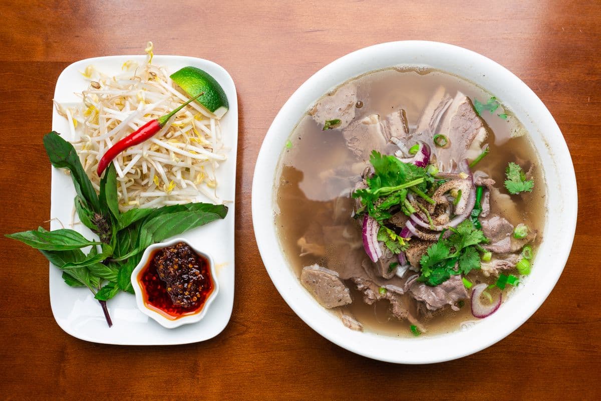 BP61. Deluxe Beef Rice Noodles