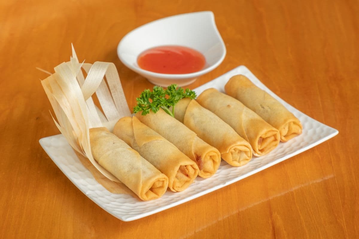 Spring Rolls (6 pcs)