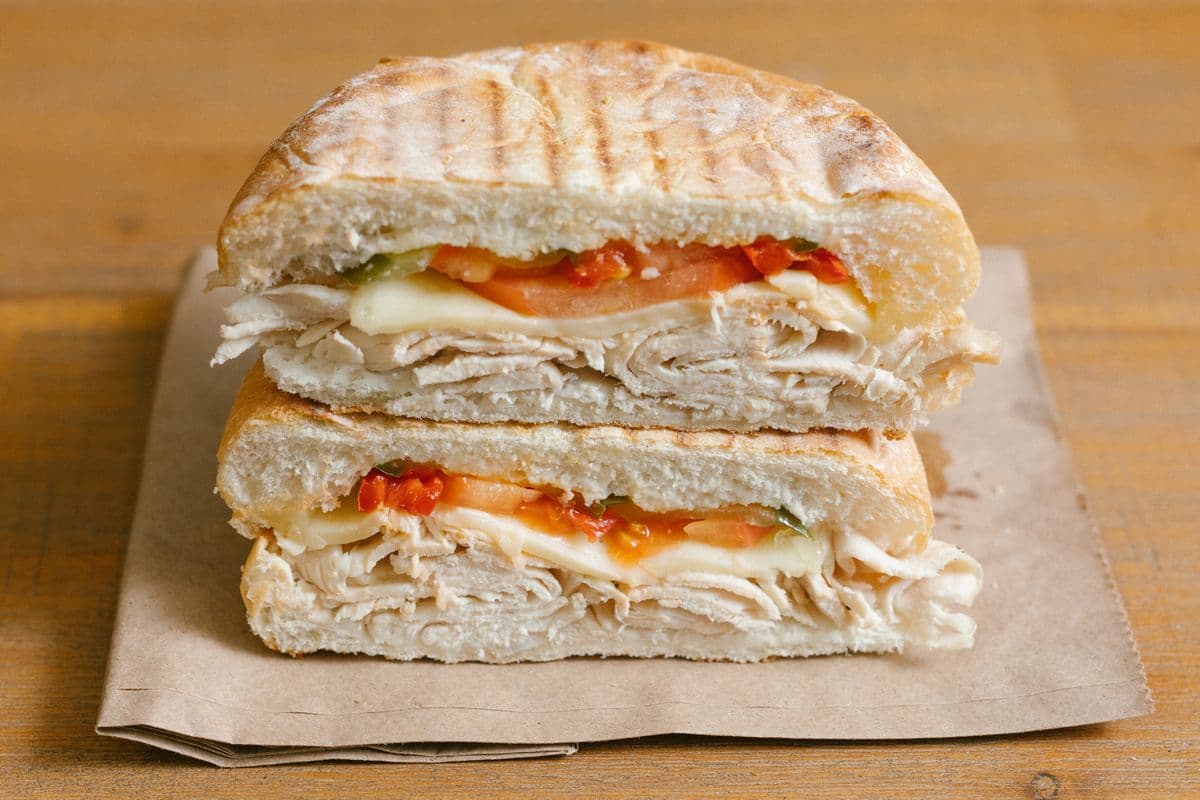 Chipotle Chicken Panini (100g)