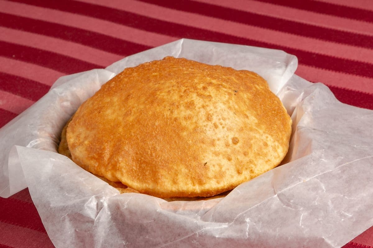 N16. Poori (2 pcs)