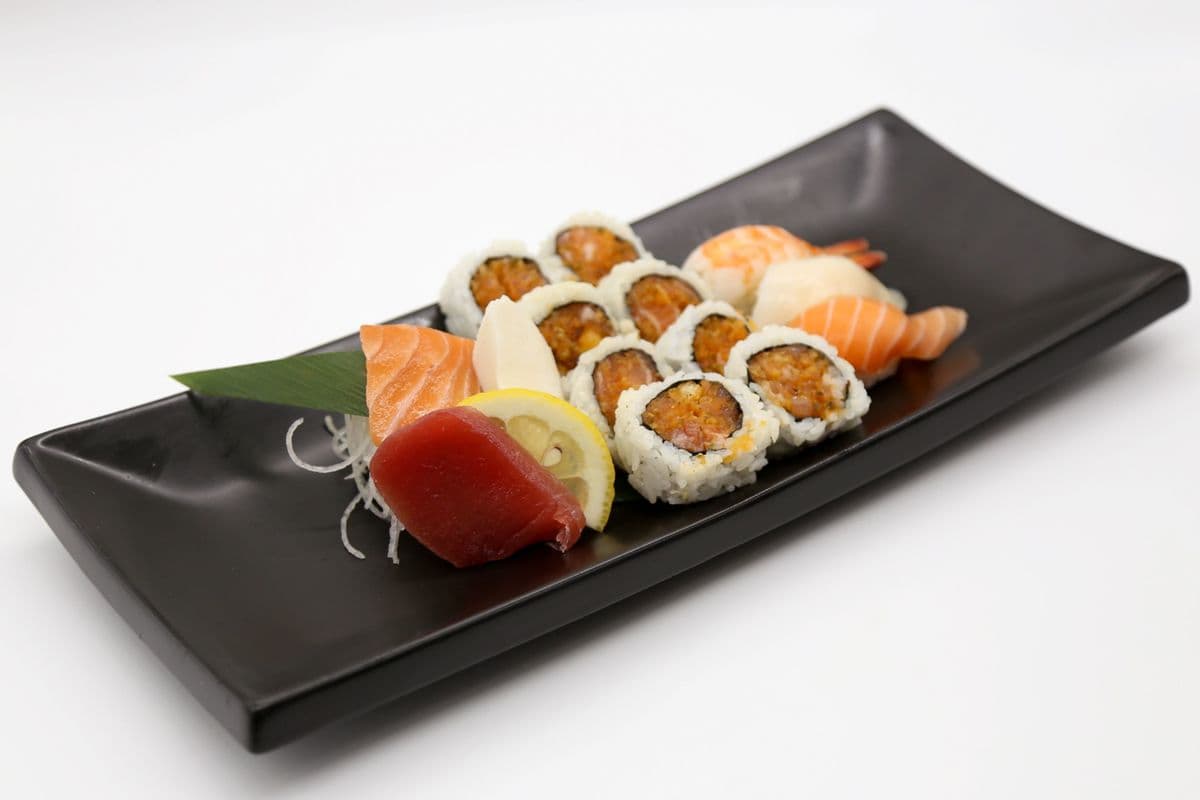 Sushi & Sashimi & Roll Combo