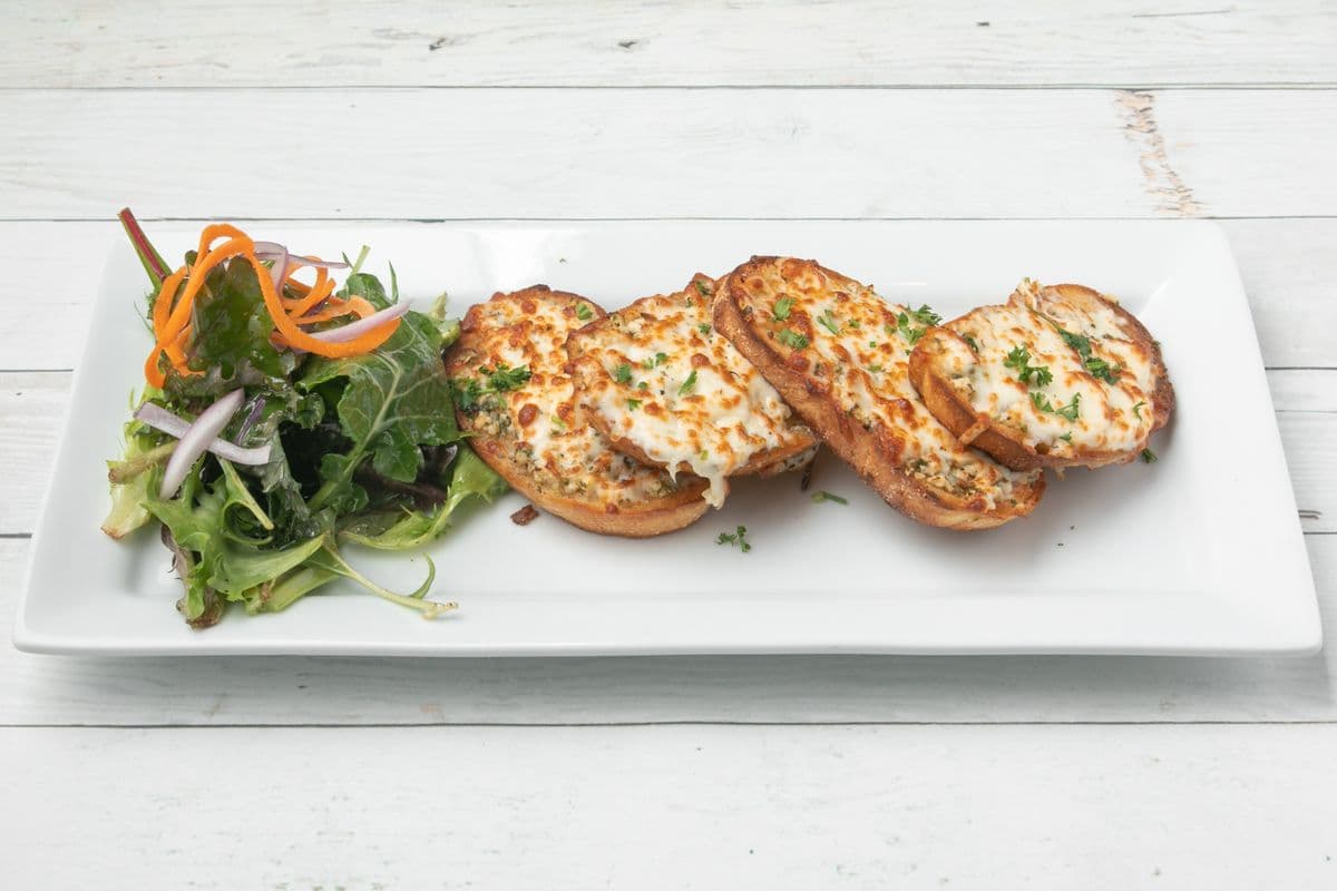 Pain à l'ail gratiné / Garlic Bread with Cheese