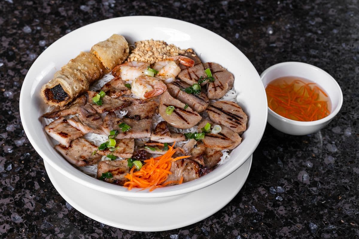 Mai's Special Vermicelli with 2 Spring Rolls