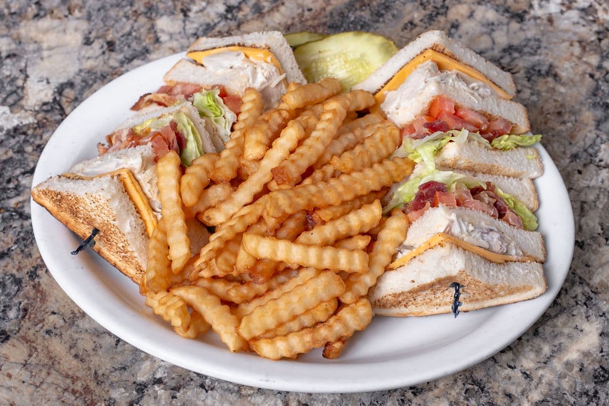 Clubhouse Traditional Triple Decker